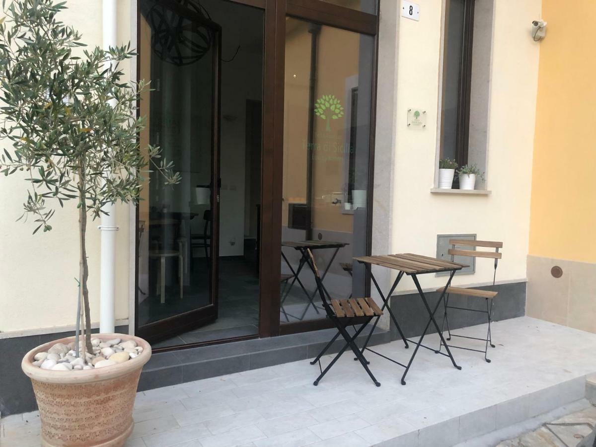Terra Di Sicilia Luxury Centro Bed & Breakfast 2*